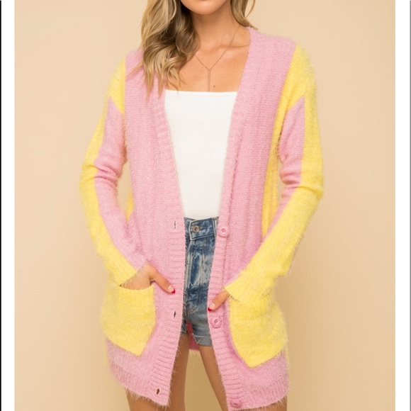 Sweaters - ONE SMALL Left💗💗 Beautiful hi quality sweater!!!